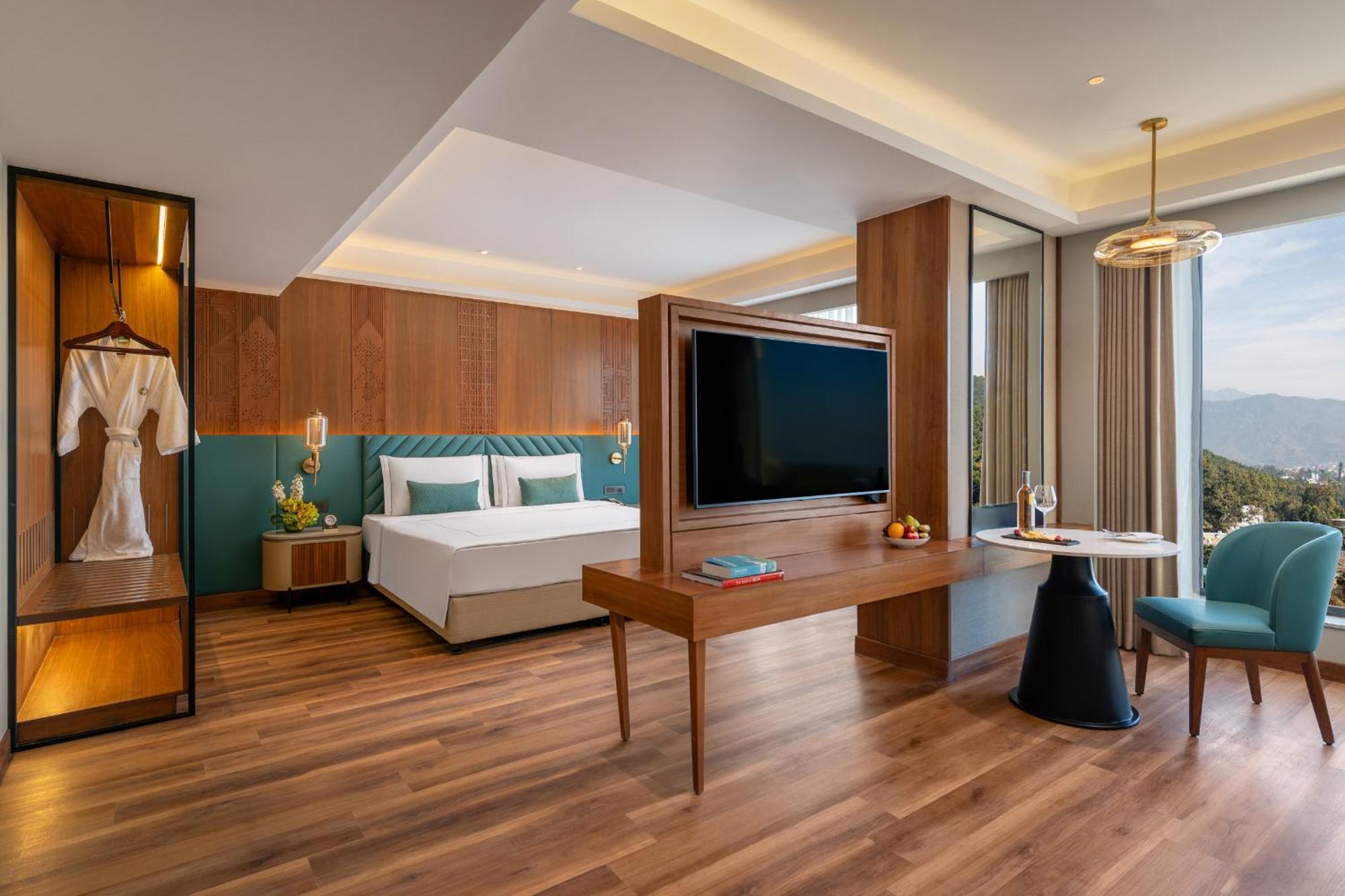 Taj Mussoorie Foothills, Dehradun Hotel ภายนอก รูปภาพ